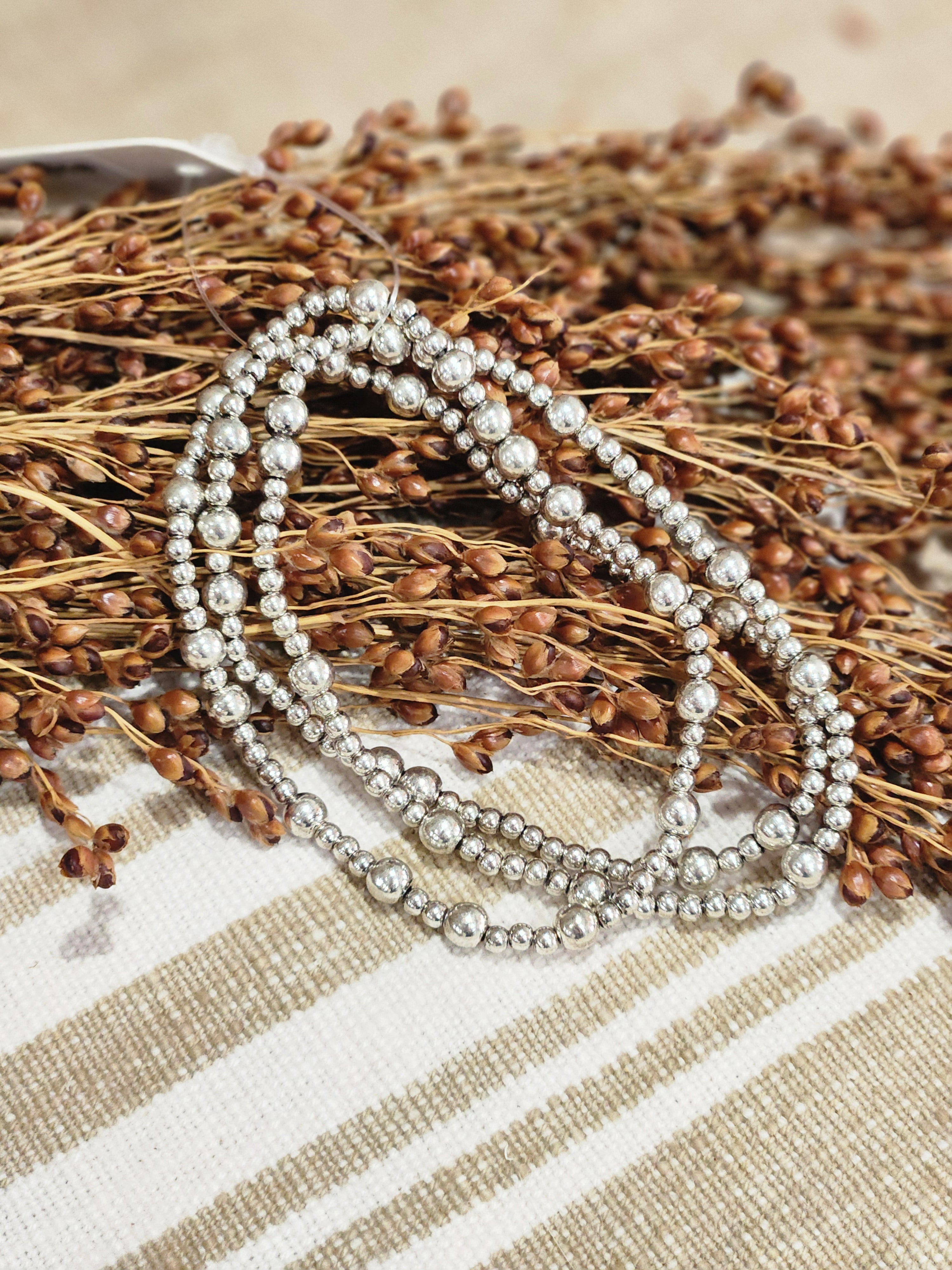 Metallic bead Stacks